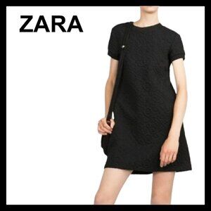 ZARA Black jacquard floral embossed knit short sleeve mini shift dress